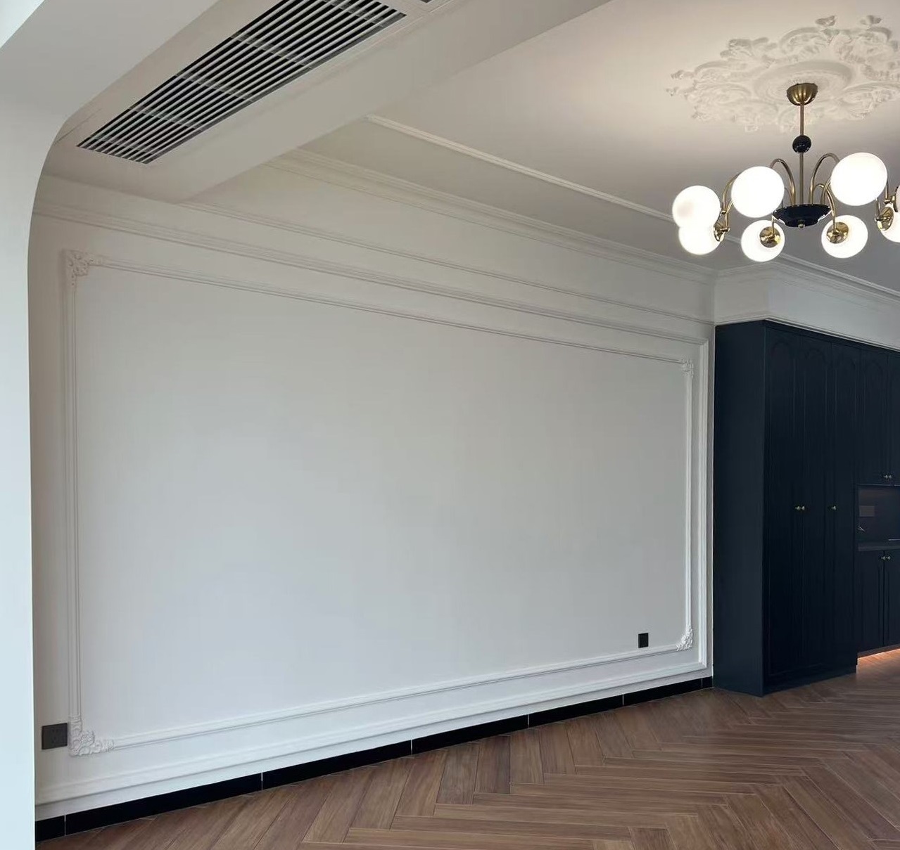 黑白灰法式復(fù)古風(fēng)落地